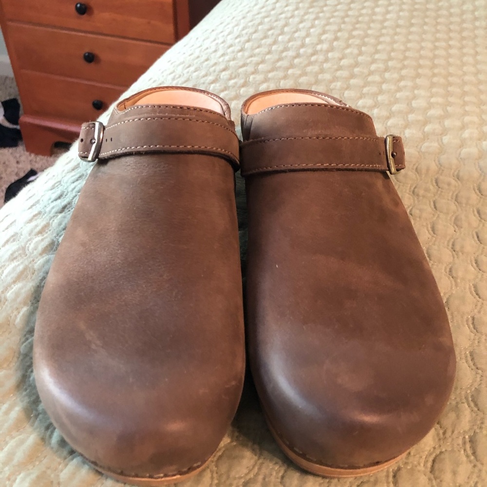 Dansko Berry Mushroom Mule 38
